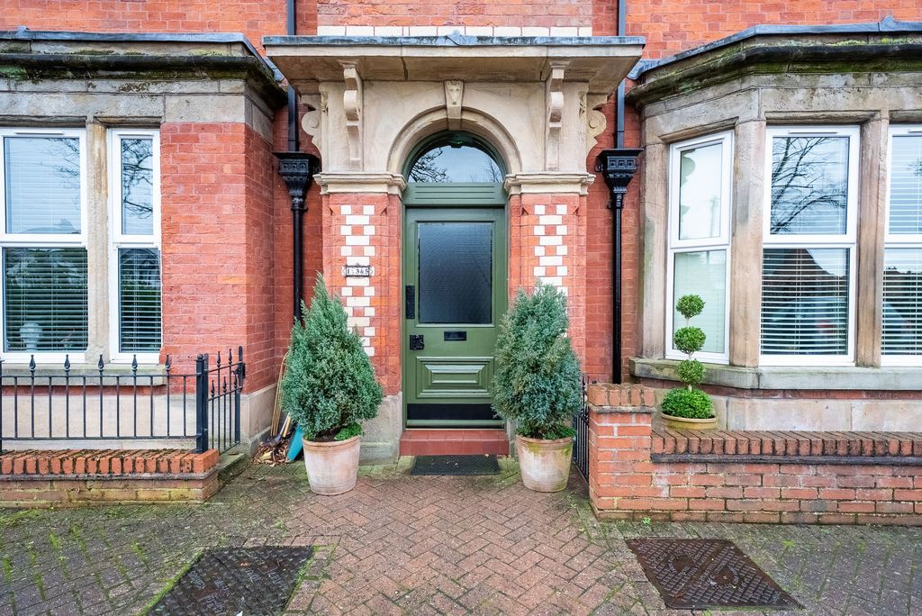 Additional image 2 of 2 bed flat for saleNewcastle Road, Congleton CW12