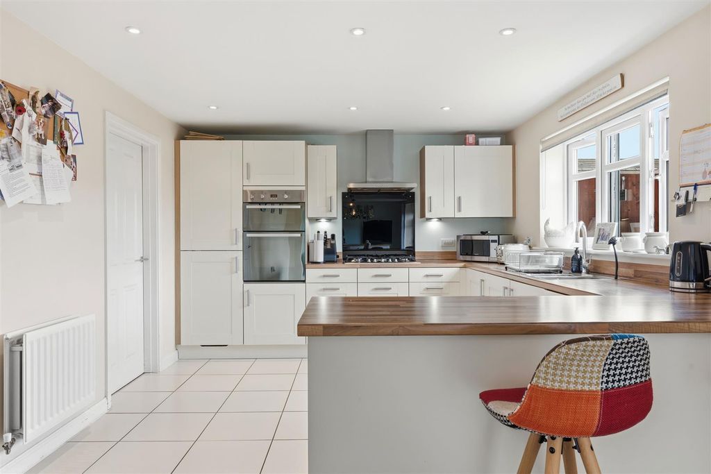 Additional image 12 of 5 bed detached house for saleCambrian Lane, Little Stanion NN18