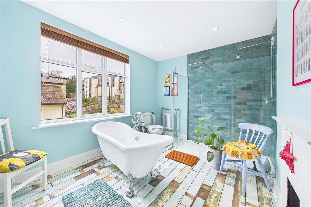 Additional image 18 of 4 bed semi-detached house for saleGardens Road, Clevedon BS21