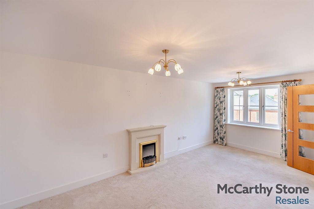 Additional image 4 of 1 bed flat for saleHorsley Place, High Street, Cranbrook TN17