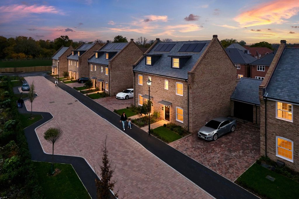Additional image 6 of 4 bed semi-detached house for saleLeighwood Fields, Cranleigh, Surrey GU6