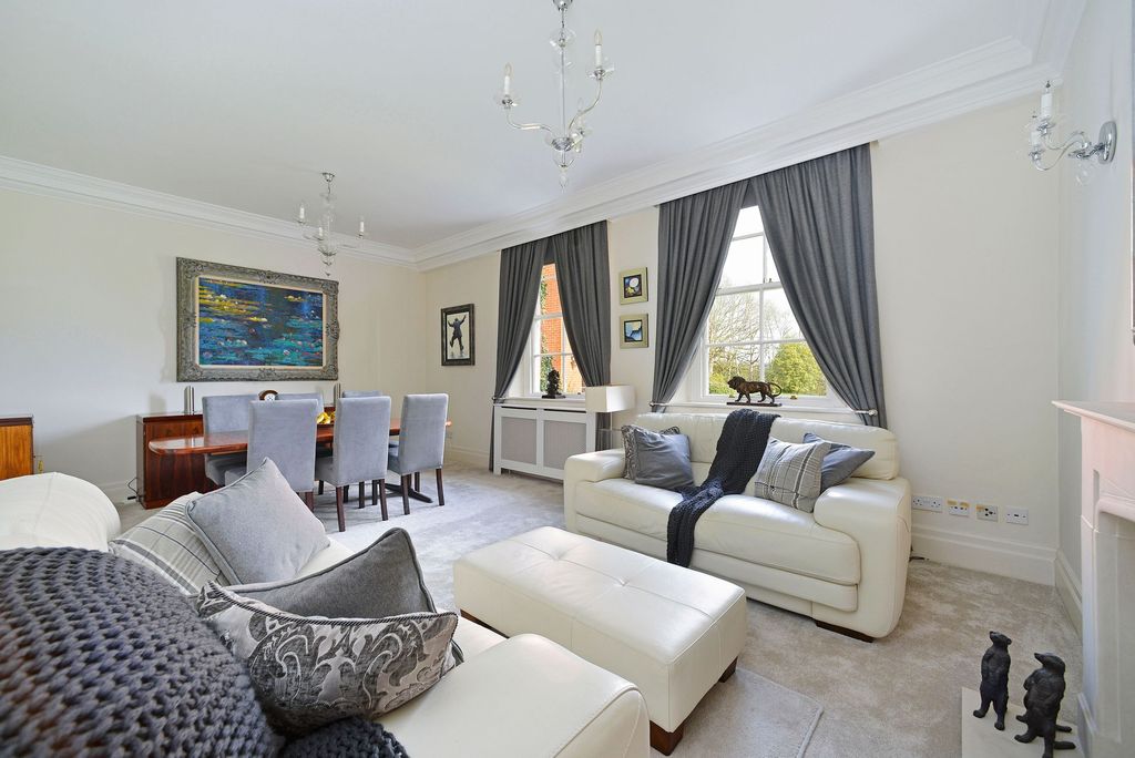 Additional image 7 of 2 bed flat for saleElmbridge Road, Cranleigh GU6