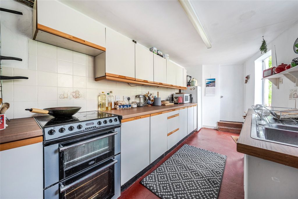 Additional image 5 of 4 bed terraced house for saleHigh Street, Crediton, Devon EX17