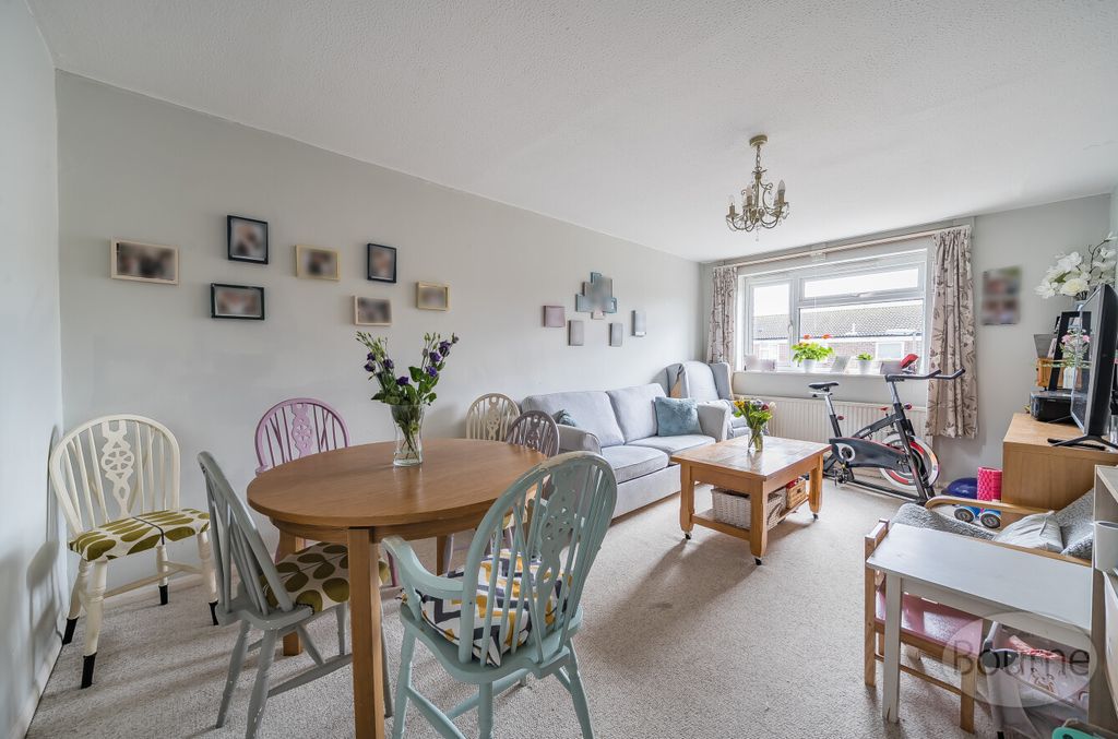 Additional image 3 of 2 bed flat for saleQueens Court Ride, Cobham, Surrey KT11
