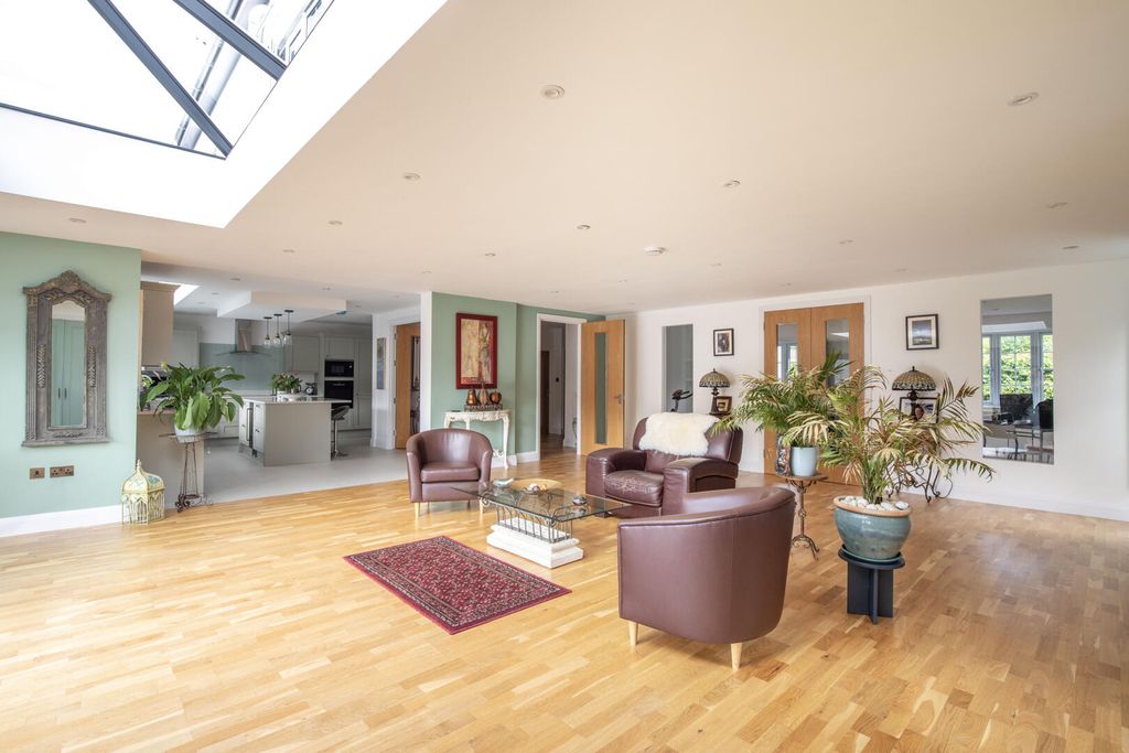 Additional image 8 of 6 bed detached house for saleRownhams, Rickman Hill Road, Chipstead CR5