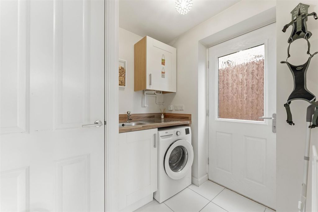 Additional image 14 of 5 bed detached house for saleCambrian Lane, Little Stanion NN18