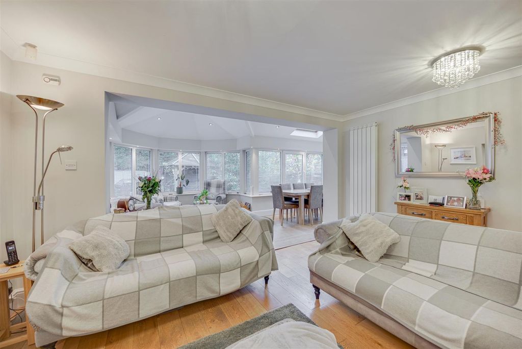 Additional image 12 of 7 bed detached house for saleBradbury Gardens, Congleton CW12