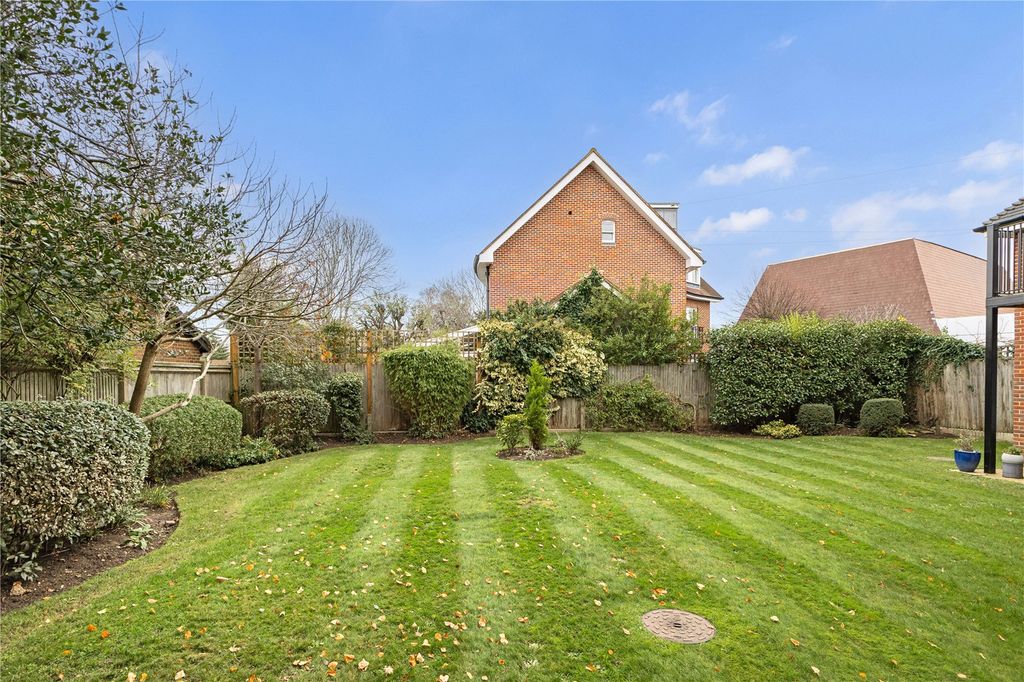 Additional image 15 of 3 bed flat for saleBetween Streets, Cobham, Surrey KT11