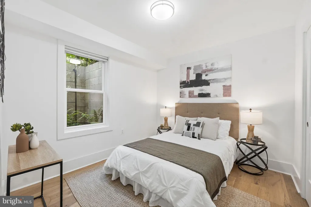 Additional image 25 of 401 11th Street SE, Washington, DC 20003