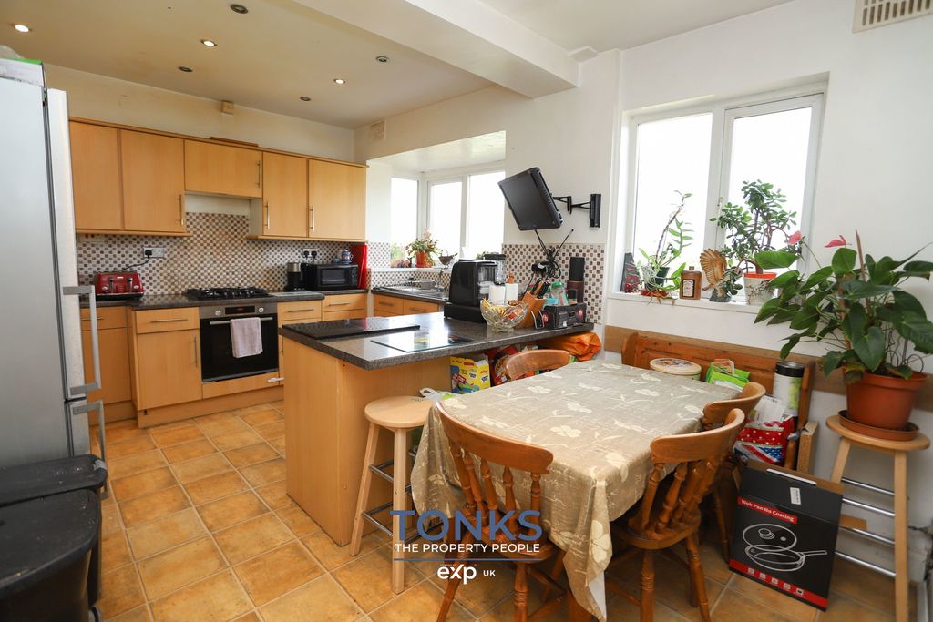 Additional image 8 of 4 bed detached house for saleHigh Haden Crescent, Cradley Heath B64