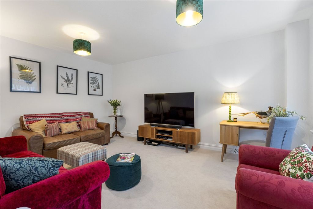 Additional image 20 of 5 bed detached house for saleLeith Way, Cranleigh, Surrey GU6