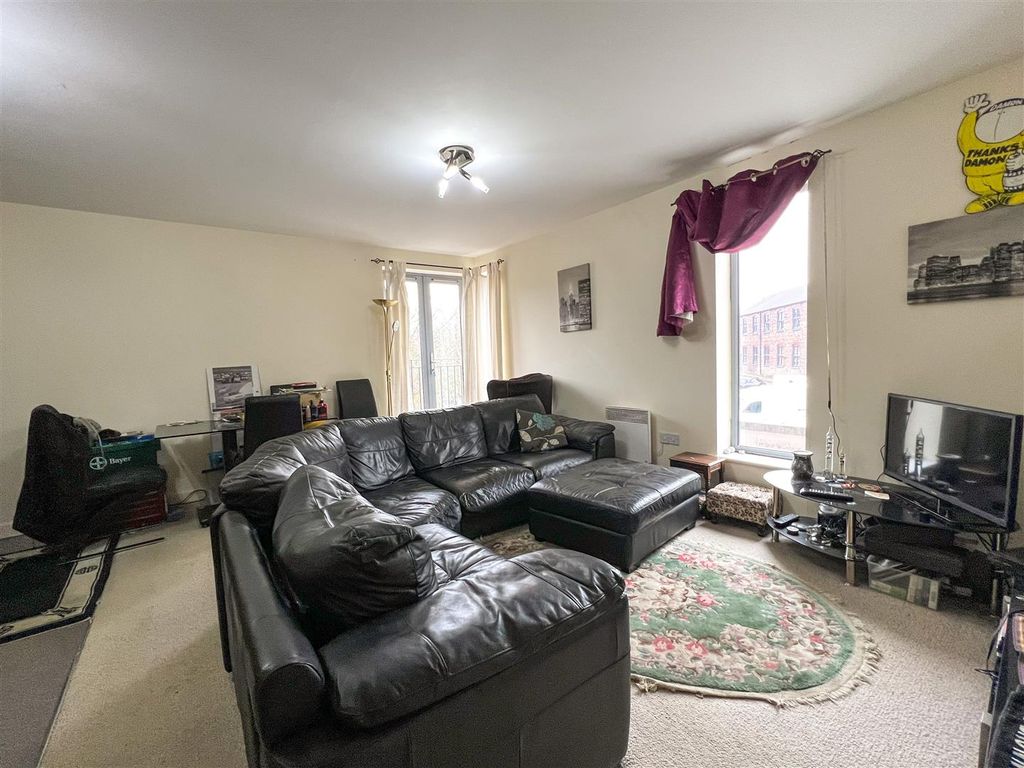 Additional image 3 of Studio for saleRope Walk, Congleton CW12