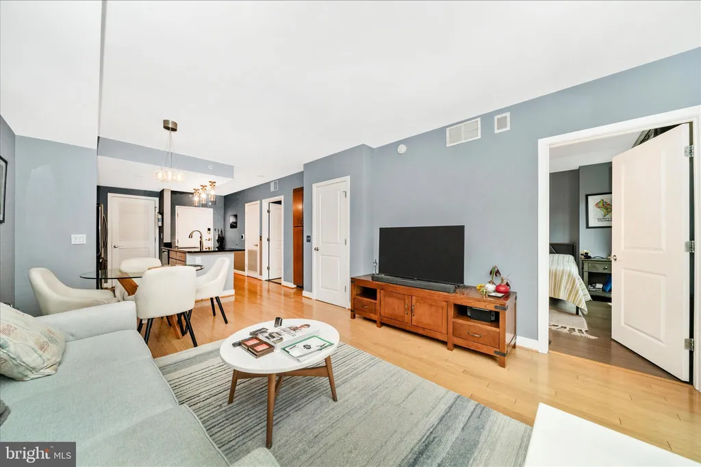Additional image 19 of 1117 10th Street NW Unit 1009, Washington, DC 20001