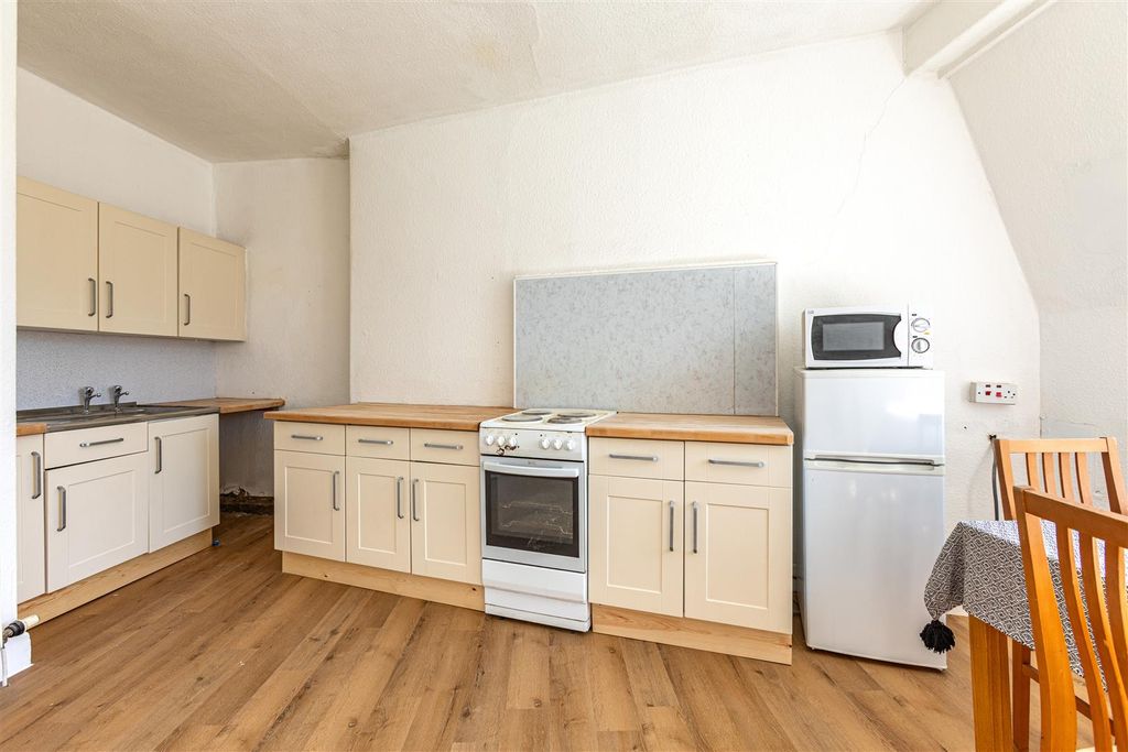 Additional image 5 of 2 bed flat for sale16/9 Channel Street, Galashiels TD1
