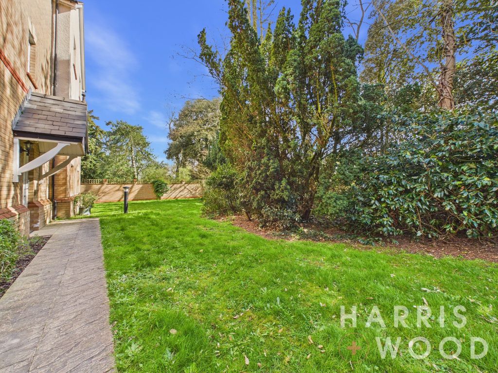 2 bed flat for saleRuth King Close, Colchester, Essex CO3 photo 4