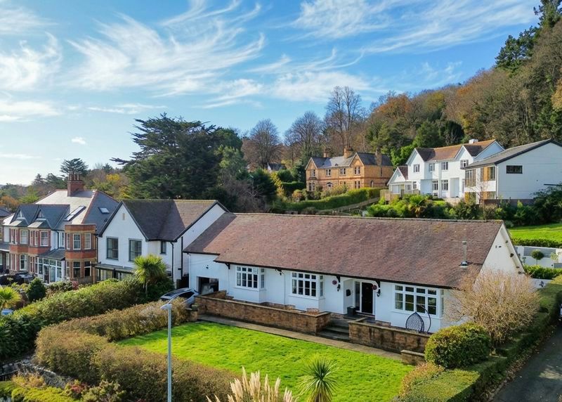 4 bed detached bungalow for saleVictoria Park, Colwyn Bay LL29