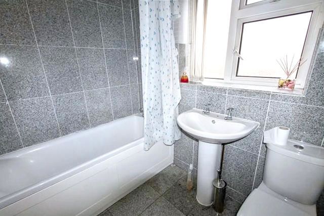 Additional image 4 of 3 bed maisonette for saleThe Parkway, Cottingham HU16