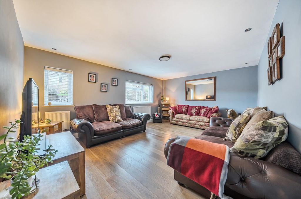 Additional image 2 of 5 bed detached house for saleFuller Avenue, Corsham SN13