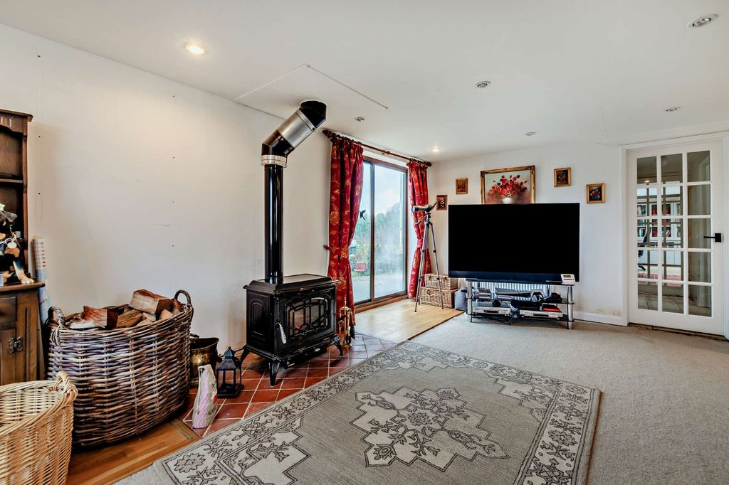 Additional image 8 of 4 bed detached house for saleHorsham Road, Cranleigh, Surrey GU6