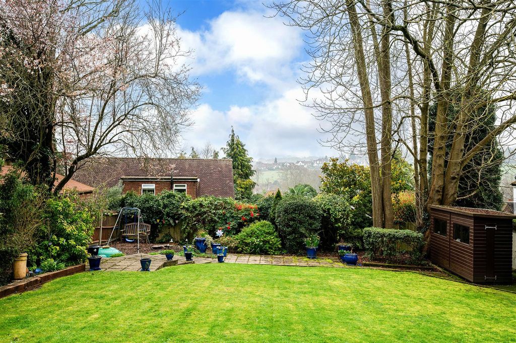 Additional image 30 of 4 bed detached house for saleWoodfield Hill, Chipstead CR5
