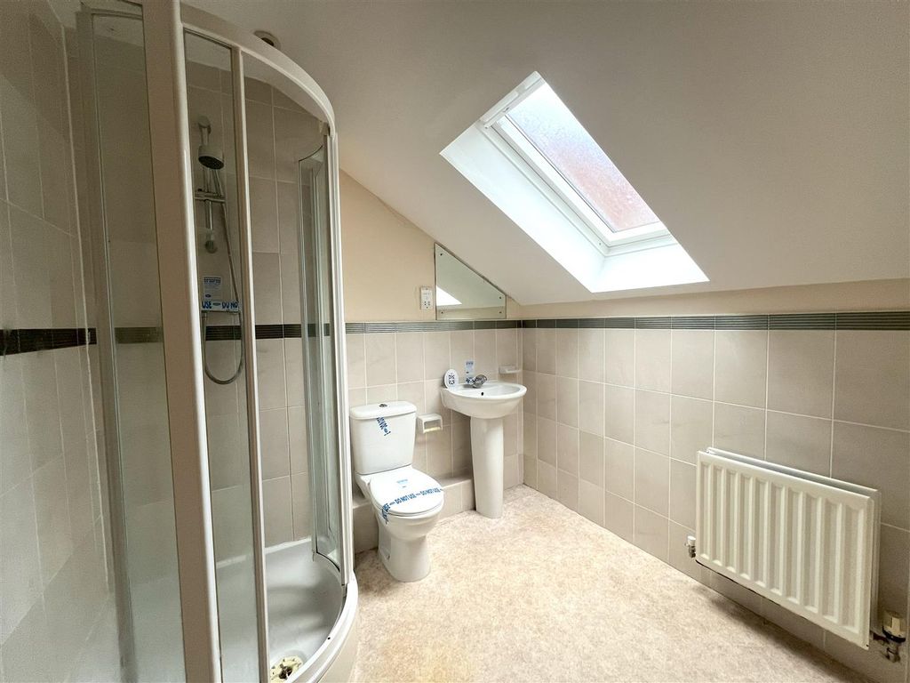 Additional image 12 of 3 bed flat for saleMill Green, Congleton CW12