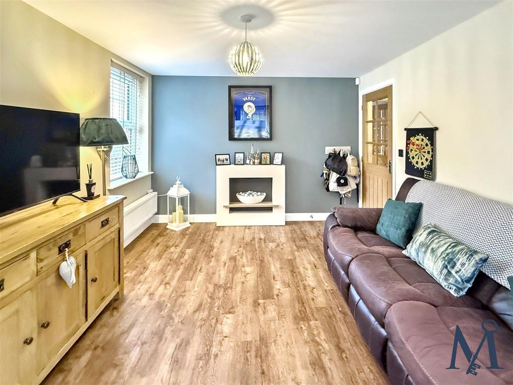 Additional image 16 of 5 bed property for salePrimrose Drive, Coalville LE67