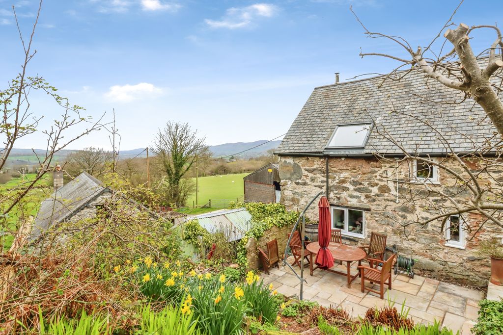 4 bed detached house for salePentre Celyn, Ruthin LL15