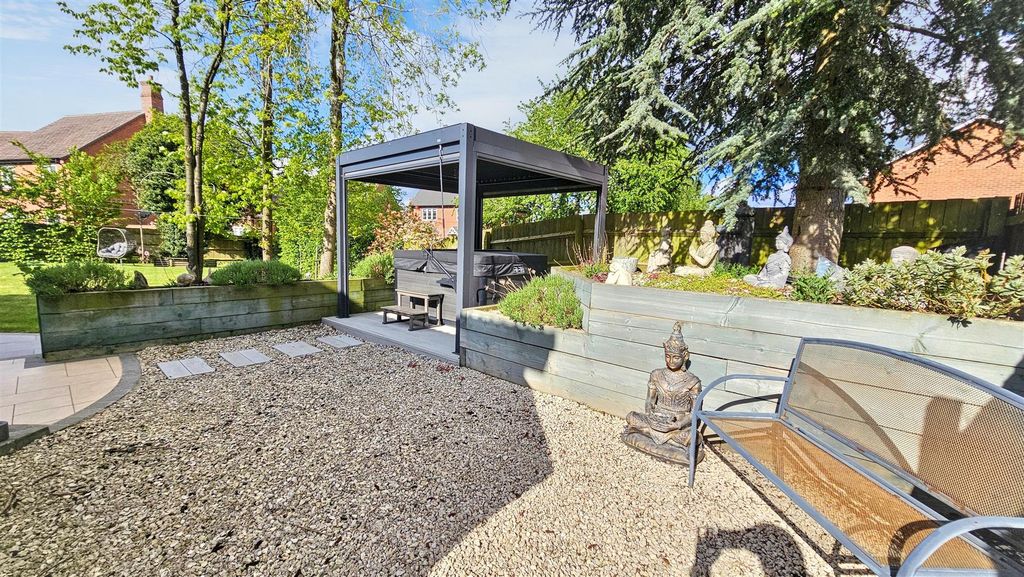 Additional image 12 of 4 bed detached house for saleJacks Walk, Hugglescote, Coalville LE67