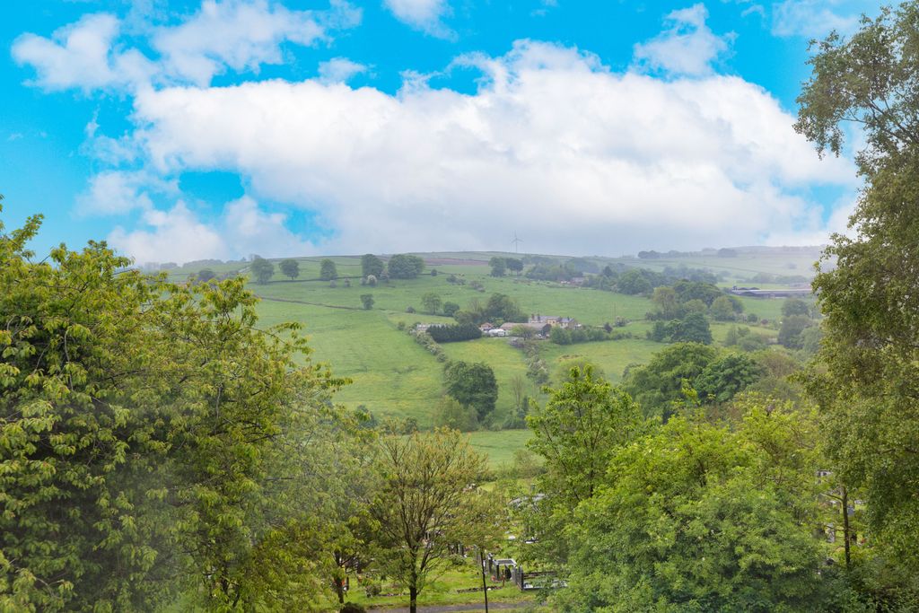 Additional image 9 of 3 bed terraced house for saleKeighley Road, Colne BB8