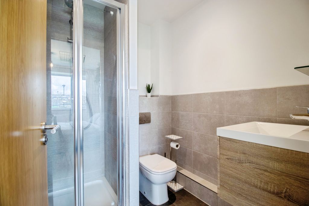 Additional image 10 of 2 bed flat for sale256 Foleshill Road, Coventry CV6