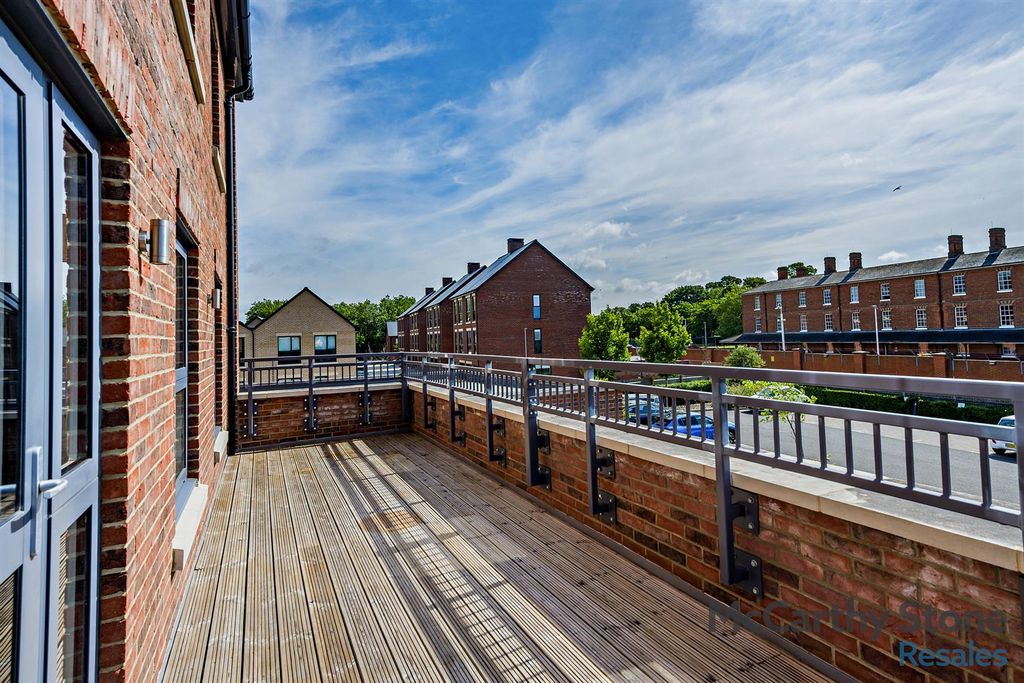 Additional image 15 of 2 bed flat for saleLancer House, Butt Road, Colchester CO2