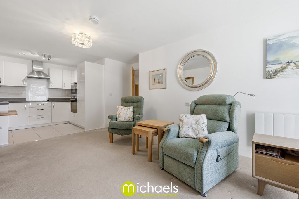 Additional image 5 of 2 bed flat for saleButt Road, Colchester, Colchester CO2