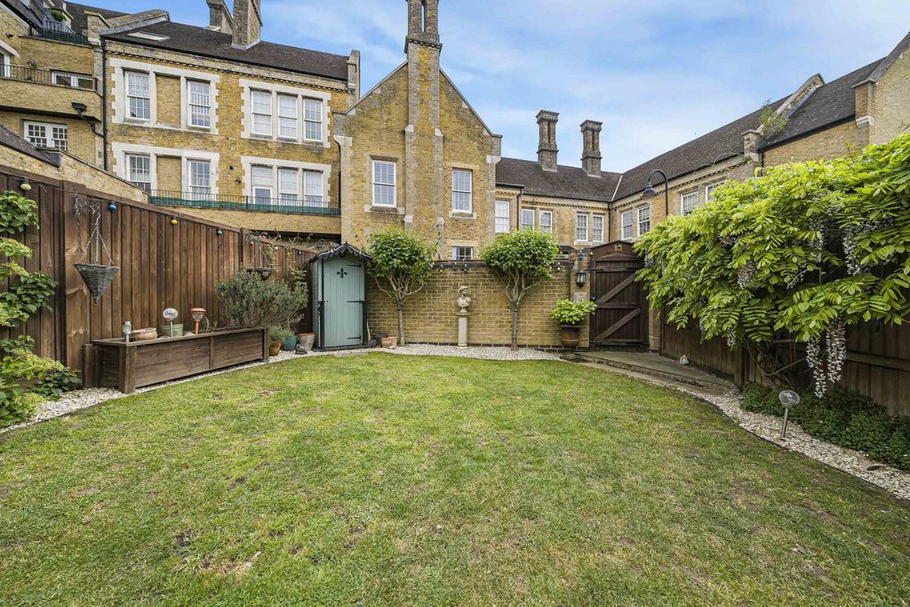 Additional image 21 of 2 bed flat for saleBunstone Hall, Chapel Drive, Dartford DA2
