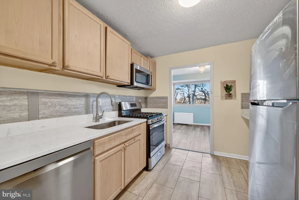 Additional image 10 of 2500 N Van Dorn Street Unit 223, Alexandria, VA 22302