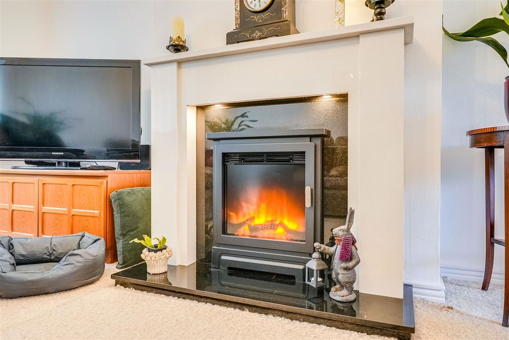 Additional image 15 of 3 bed semi-detached house for saleTredegar Road, Dartford DA2