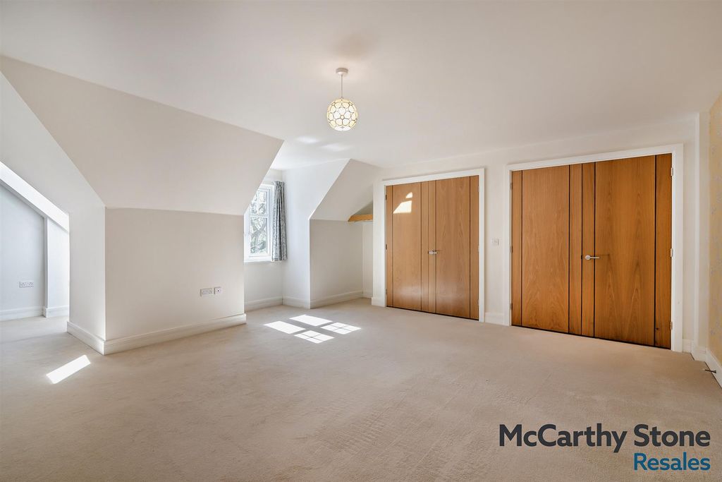 Additional image 7 of 1 bed flat for saleHolmes Place, Crowborough Hill, Crowborough TN6