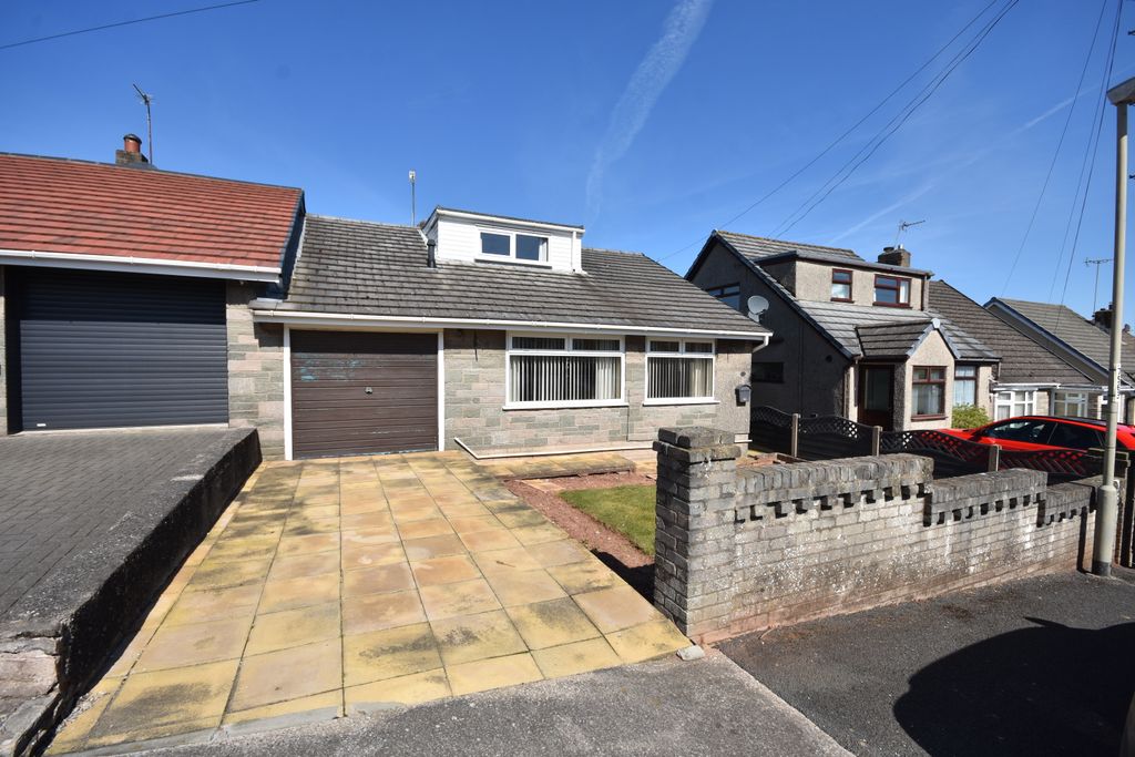 4 bed semi-detached bungalow for saleSanderling Lane, Dalton-In-Furness, Cumbria LA15