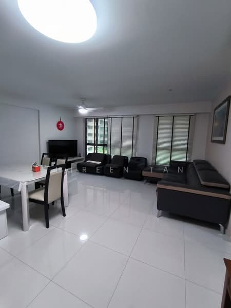 293D Compassvale Crescent