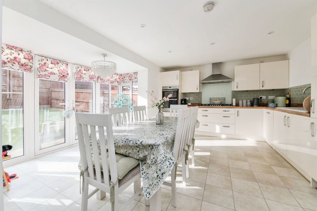 Additional image 15 of 4 bed detached house for saleTrott Close, Cullompton EX15