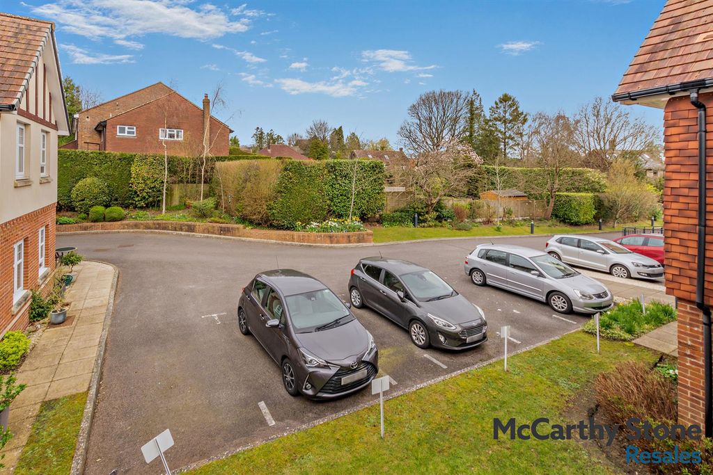 Additional image 28 of 1 bed flat for saleHolmes Place, Crowborough TN6