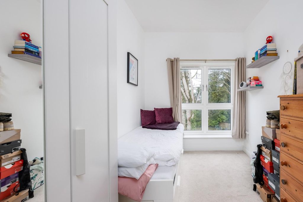 Additional image 11 of 2 bed flat for saleBailey Place, Crowborough TN6