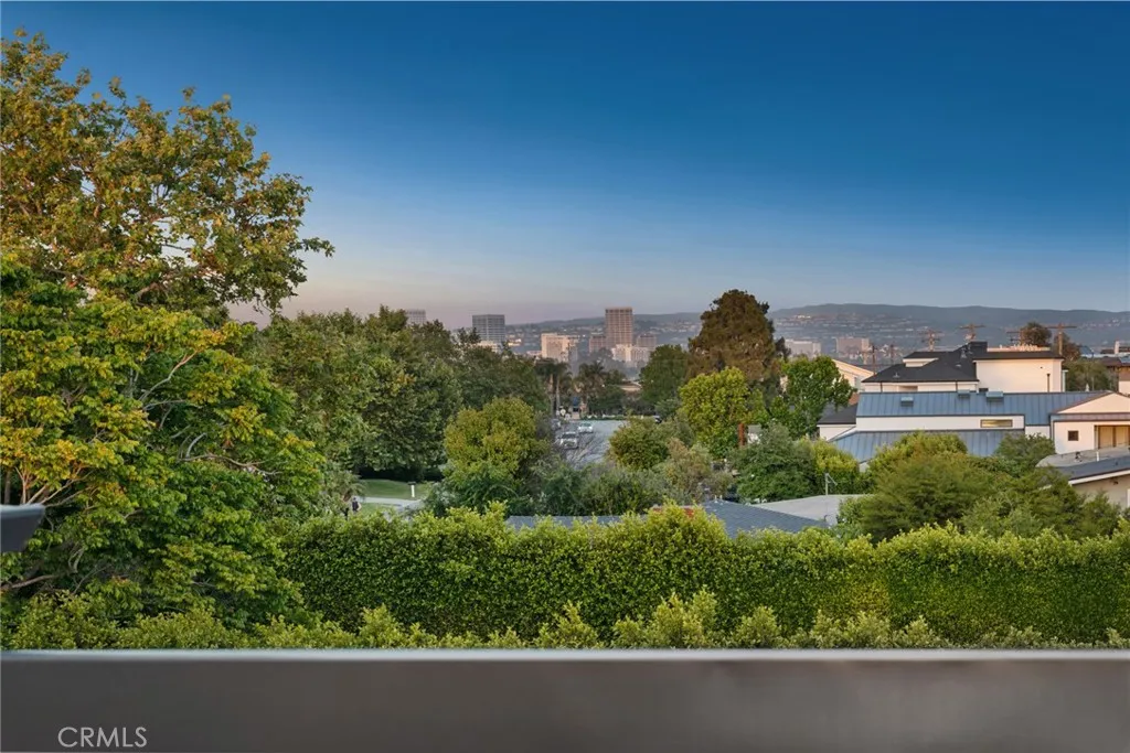 1511 Cliff Drive, Newport Beach, CA 92663