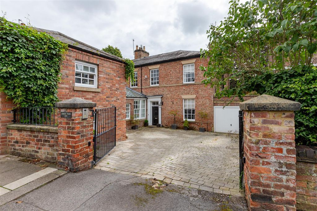 Additional image 26 of 6 bed property for saleConiscliffe Road, Darlington DL3