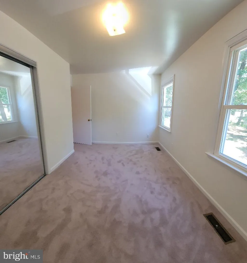 Additional image 12 of 104 Crutchfield Circle, Spotsylvania, VA 22551