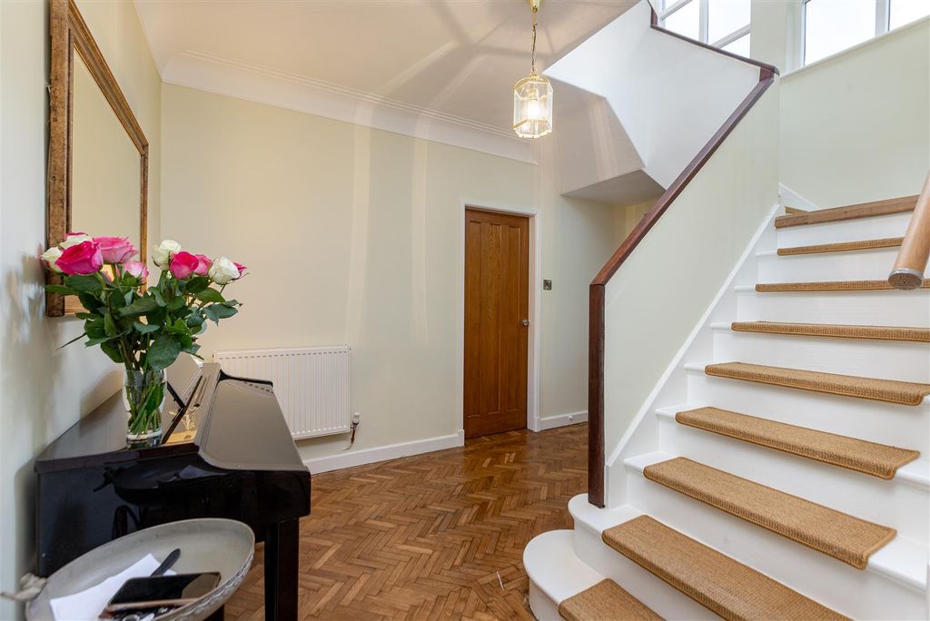 Additional image 2 of 4 bed detached house for saleConiscliffe Road, Darlington DL3