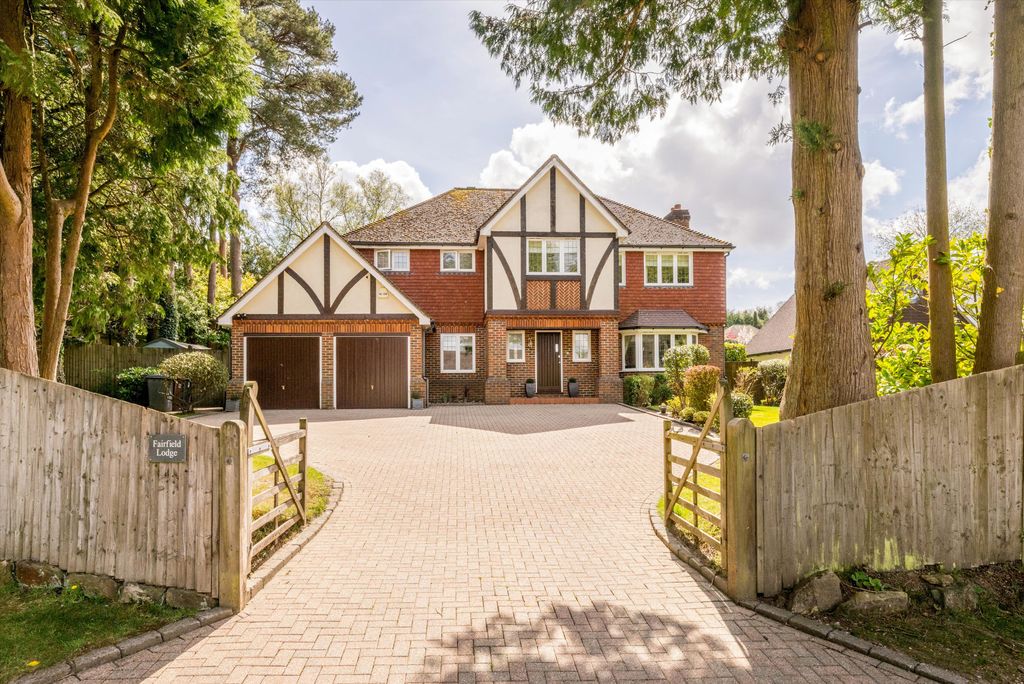 5 bed detached house for saleSheiling Road, Crowborough, East Sussex TN6