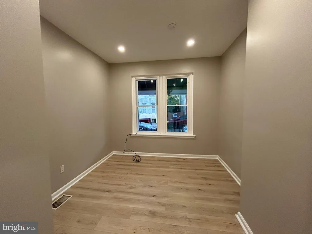 Additional image 4 of 245 W Ontario Street, Philadelphia, PA 19140