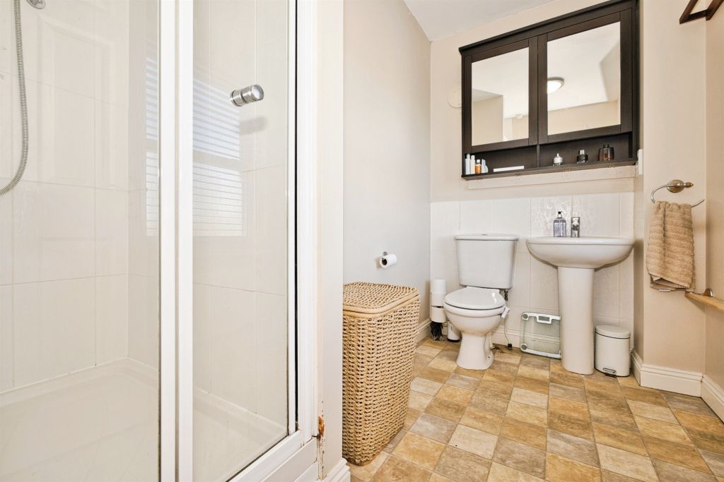Additional image 9 of 5 bed detached house for saleOak Drive, Crewkerne TA18