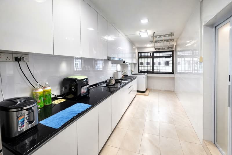 419 Canberra Road photo 4