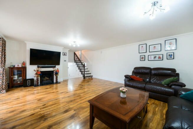 Additional image 7 of 4 bed detached house for saleBench Field, South Croydon CR2